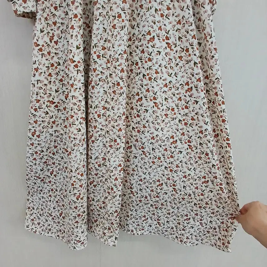 [BUNJANG] Floral Shirred Long Dress / 잔꽃무늬 셔링 롱 원피스