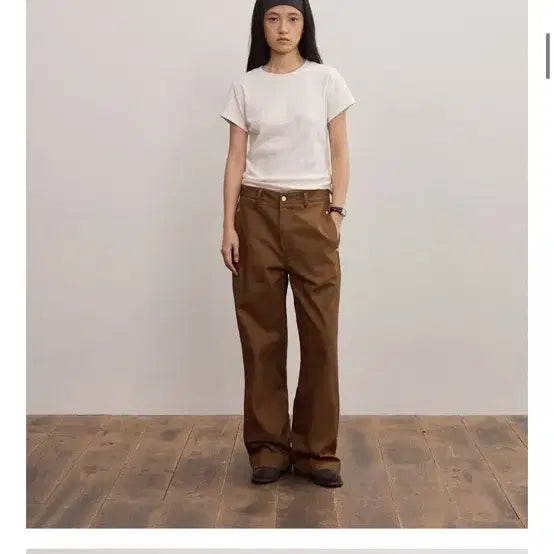 [BUNJANG] HOS Curved Pants Khaki Brown XS / (호와스) 펜네 커브드 팬츠 카키 브라운 XS