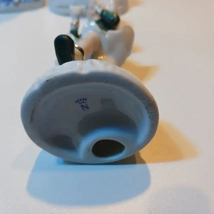 [SOLD OUT] 도자기 인형 피겨린 3종 세트