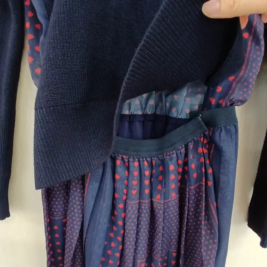 [BUNJANG] Navy Knit Top and Dot Long Skirt Set / 네이비 니트 상의 + 도트 롱 스커트 세트
