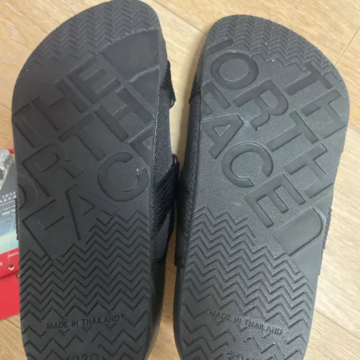 [BUNJANG] The North Face Slippers - Size 230 / 노스페이스 슬리퍼