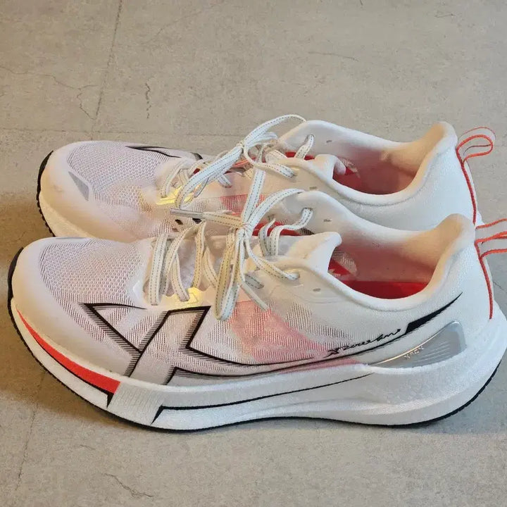 [SOLD OUT] xtep 2000km 5.0 마라톤 러닝화