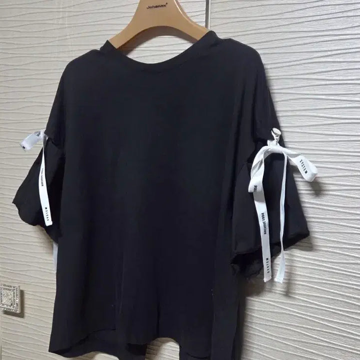 [SOLD OUT] 시스템 리본 블라우스 티