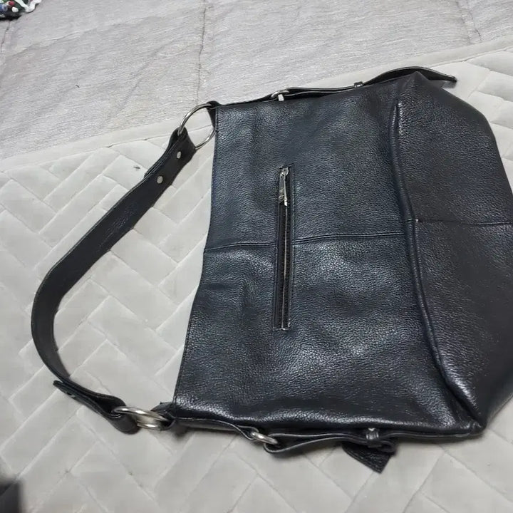 [BUNJANG] Elegant Black Leather Shoulder Bag / 엘레강스 가방