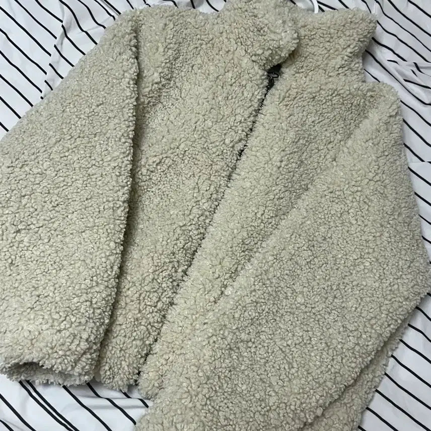 [BUNJANG] ZARA Beige Fur Jacket / 자라 베이지 퍼자켓