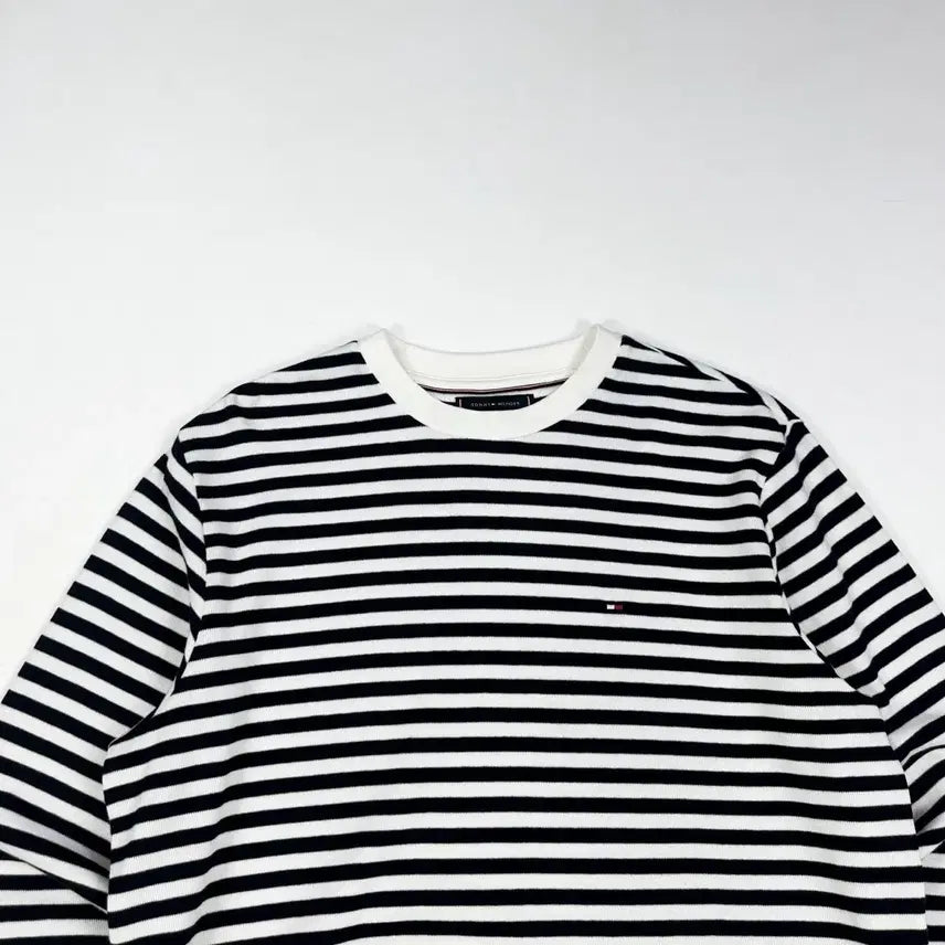 [SOLD OUT] 타미힐피거 플래그 스트라이프 긴팔티셔츠 (M)