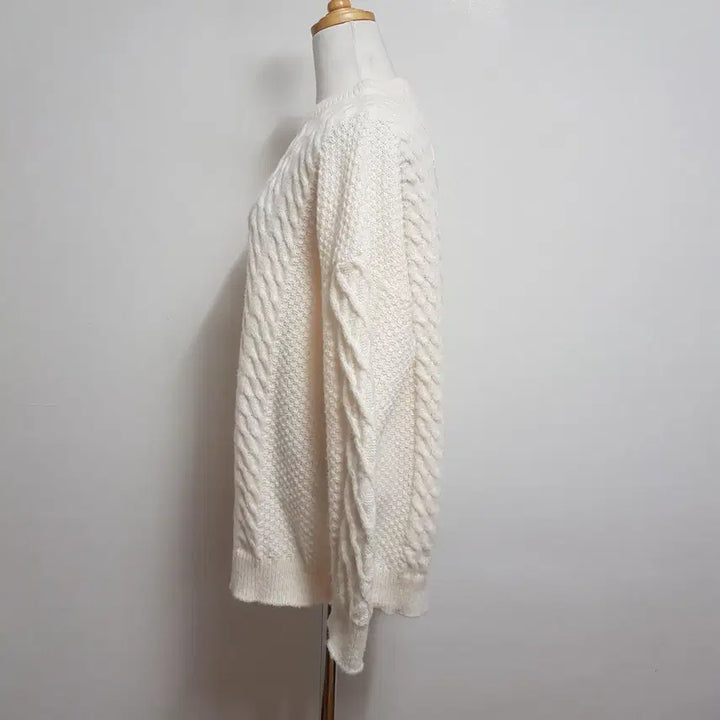 [BUNJANG] PRESENT Ivory Knit Sweater / 4691/PRESENT 여 free사이즈 아이보리니트/내옷방