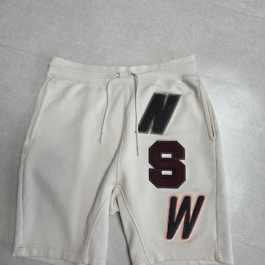 [SOLD OUT] 나이키 NSW 반바지 아이보리 살짝두꺼움