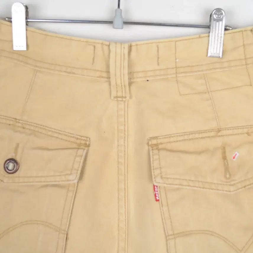 [SOLD OUT] 리바이스 카고 반바지 남성30 건빵 팬츠 BG7775