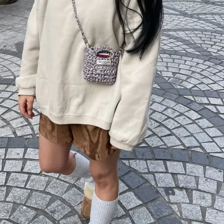 [BUNJANG] One &amp; Only Handmade Mini Knitted Satin Crossbody Bag / 원앤온리 핸드메이드 뜨개 미니 새틴 크로스백