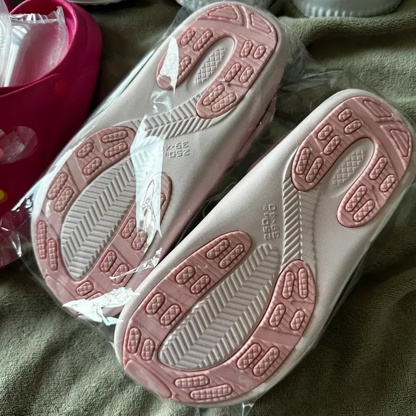 [BUNJANG] Sanrio Characters Sandals Slippers / 산리오 캐릭터  샌들 슬리퍼