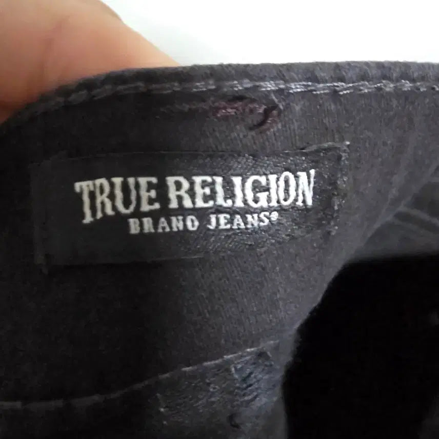 [BUNJANG] True Religion Black Big T Horseshoe Embroidery Stretch Pants / 트루릴리전 정품 블랙 빅 T 말발굽 자수 스판 팬츠 (30사이즈)