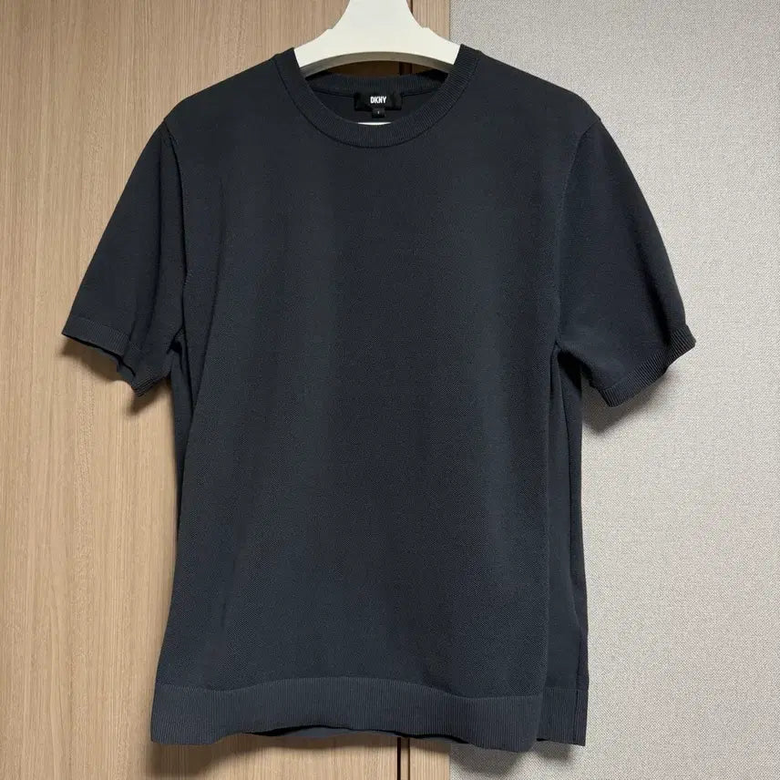 [BUNJANG] DKNY Gray Short Sleeve T-Shirt / DKNY 반팔티 그레이 시착만 S 95-100 사이즈