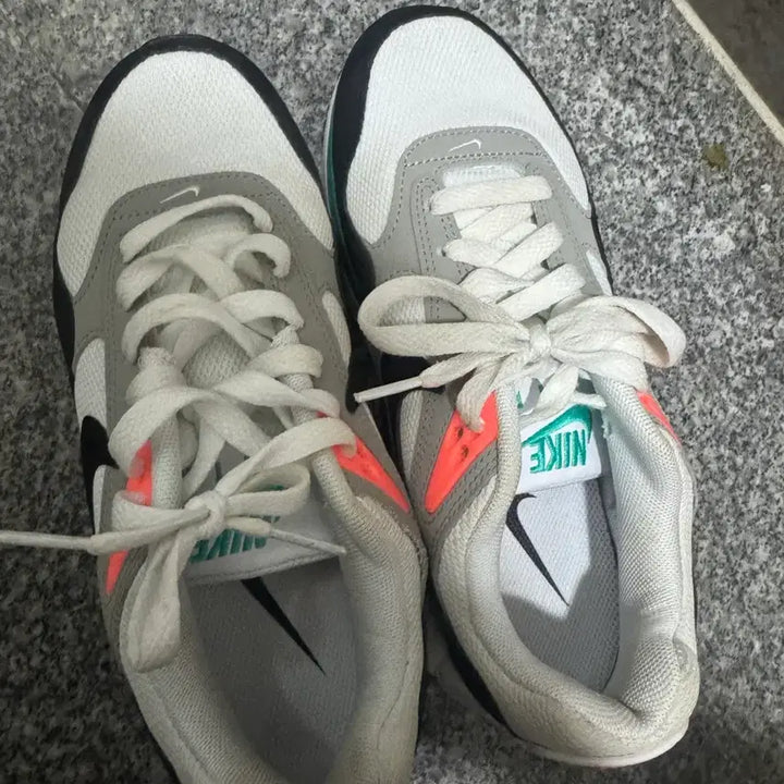 [BUNJANG] Nike Sneakers White/Black/Orange / 나이키 운동화 화이트/블랙/오렌지