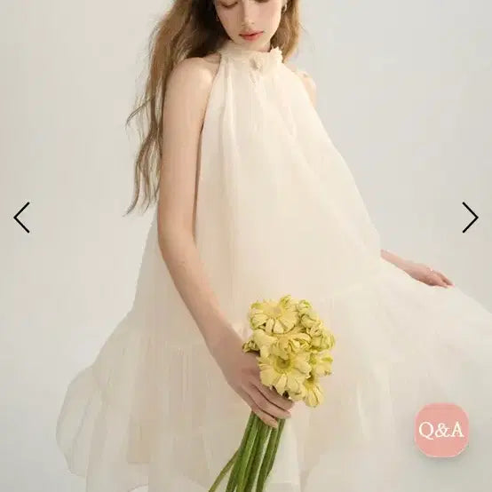 [SOLD OUT] 신스덴 밀크 홀터넥 원피스(택o)