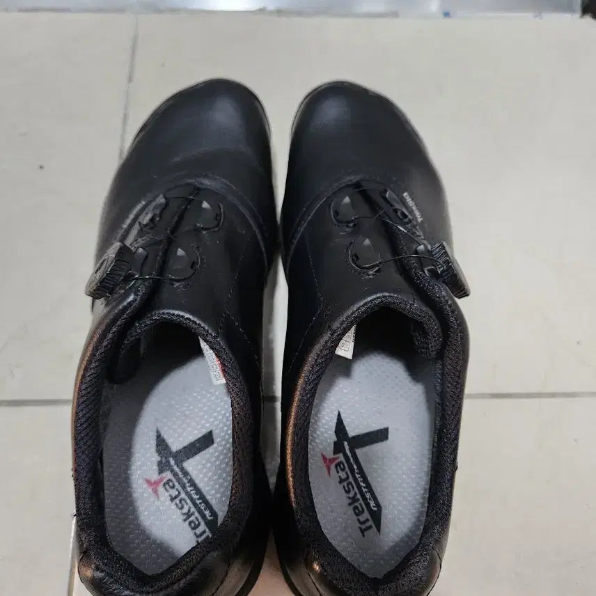 [BUNJANG] Treksta City GTX Gore-Tex Hiking Shoes / 트렉스타 고어텍스 시티GTX 285