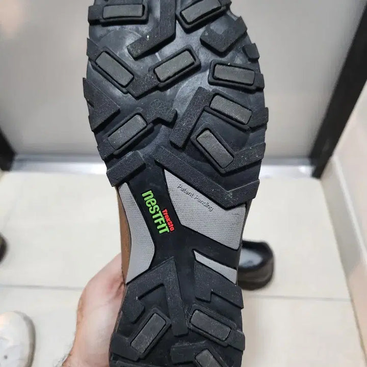 [BUNJANG] Treksta City GTX Gore-Tex Hiking Shoes / 트렉스타 고어텍스 시티GTX 285