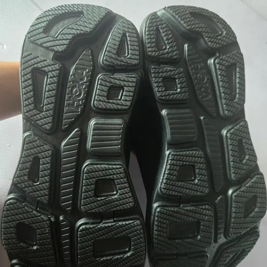 [BUNJANG] Hoka Bondi 9 Sneakers (Size 245) / 호카 본디9 운동화 새상품  사이즈 245