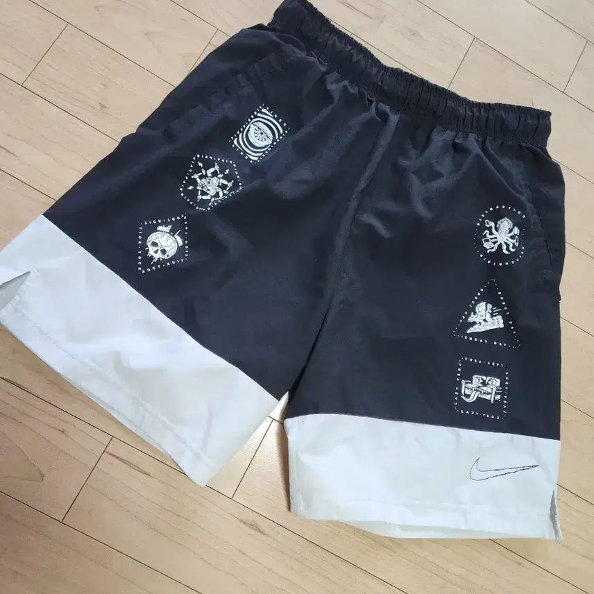[BUNJANG] Nike Shorts / 나이키 반바지 판매해요!!