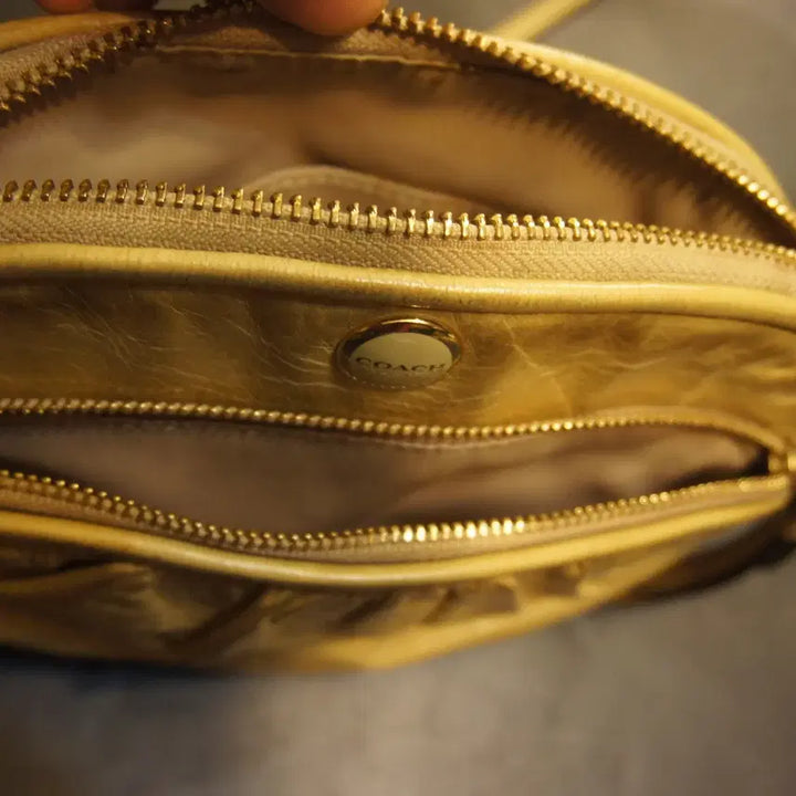 [BUNJANG] Coach Vintage Leather Crossbody Bag / 2545 코치가방 코치백 크로스백 미니백 가죽백 가죽가방 빈티지가방