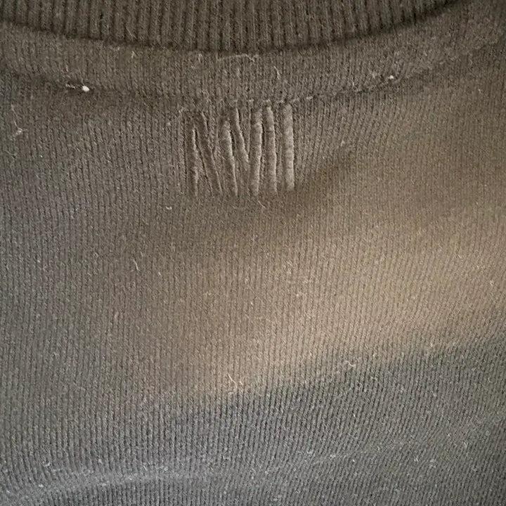 [BUNJANG] Ami Small Logo Sweatshirt (Black) / 아미 스몰로고 맨투맨 s