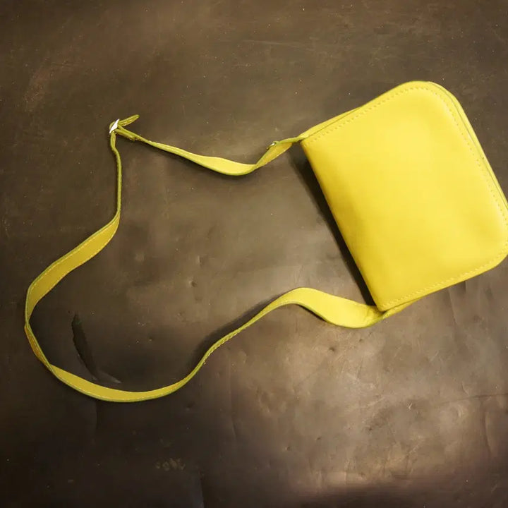 [BUNJANG] Coach Vintage Leather Crossbody Bag / 2543 코치가방 코치백 크로스백 미니백 가죽백 가죽가방 빈티지가방