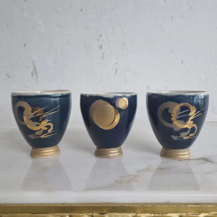 [BUNJANG] Unbo Kim Ki Chang Studio Gold Porcelain Wine Cup Set / (희귀 소장템) 운보 김기창 공방 금채 도자 술잔 세트 (3P)
