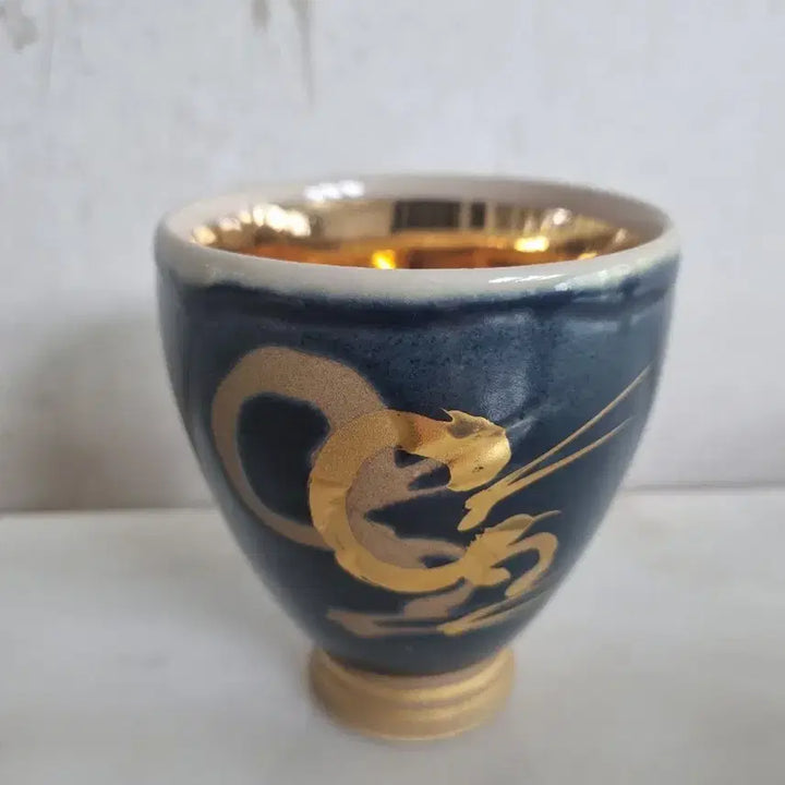 [BUNJANG] Unbo Kim Ki Chang Studio Gold Porcelain Wine Cup Set / (희귀 소장템) 운보 김기창 공방 금채 도자 술잔 세트 (3P)