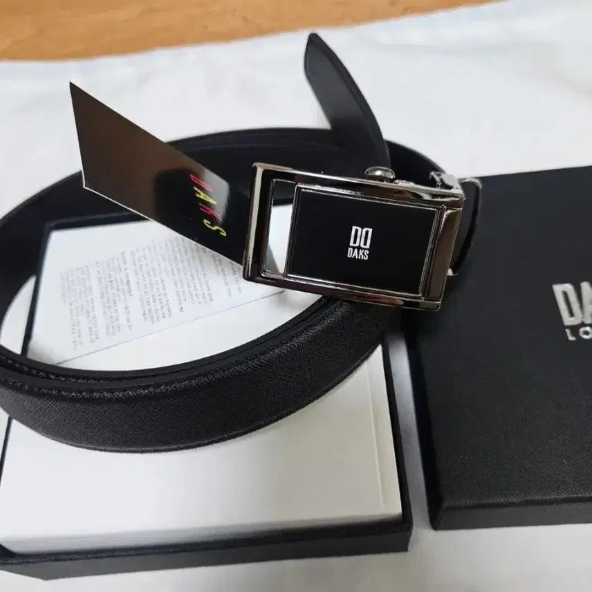 [BUNJANG] Daks Black Leather Belt / 닥스 블랙 가죽 남성 벨트 선물포장 허리39인찌 까지 가능합니다
