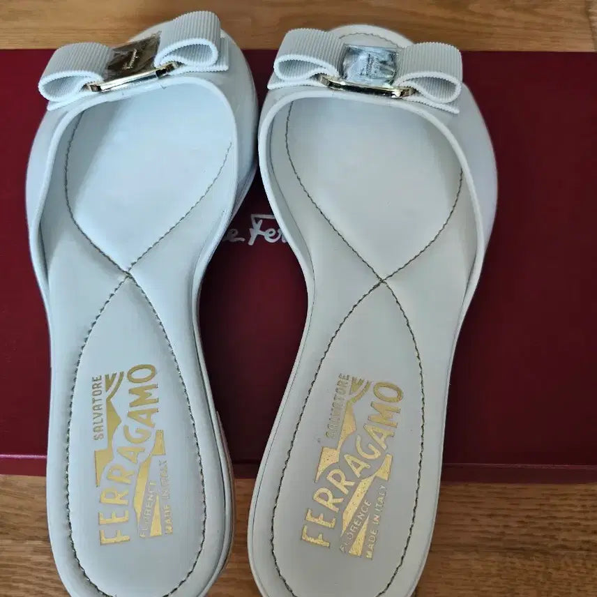 [BUNJANG] Ferragamo CIRELLA Sandals / (새상품) 페라가모 CIRELLA 샌들