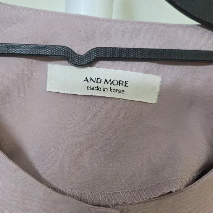 [BUNJANG] Andmore Pink Puff Sleeve Blouse / 앤드모어 핑크 퍼프 블라우스