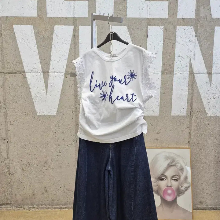 [BUNJANG] Egoist Lace-Detailed Sleeveless T-Shirt / 에고이스트 레이스배색 민소매 티셔츠(TS