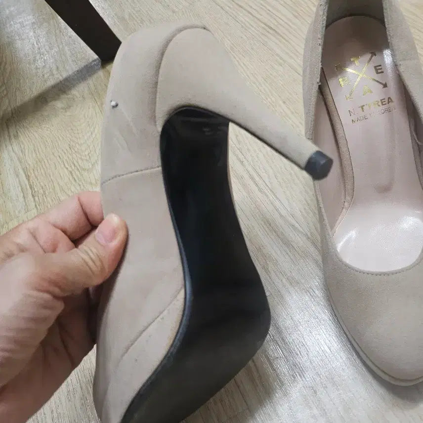 [BUNJANG] Unspecified Brand Dress &amp; Shoes Set / 원피스프리사이즈구두세트240