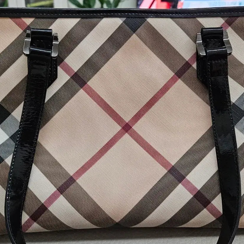 [BUNJANG] Burberry Classic Check Tote Bag / [정품/백화점] S급 버버리 클래식 체크 토트백 (수납 넉넉/미디엄)