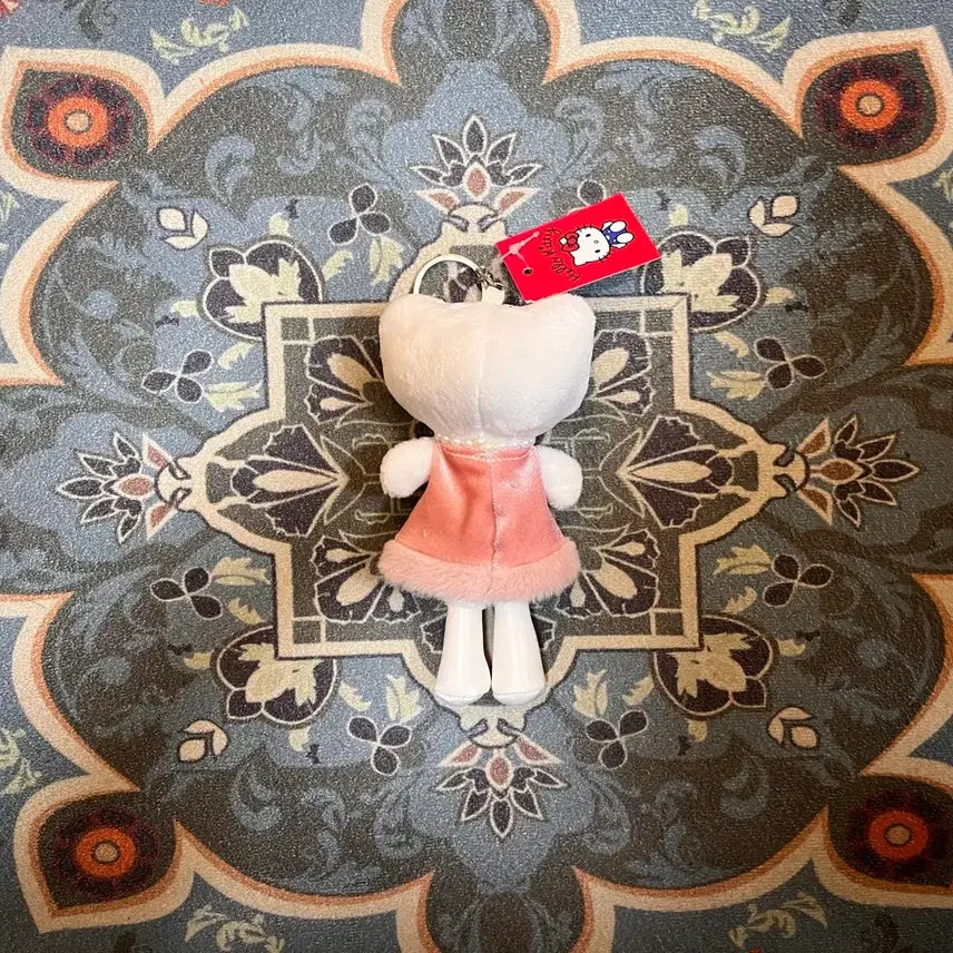 [BUNJANG] Hello Kitty Pink Skirt Long Leg Kitty Keychain / 헬로키티_핑크 스커트 롱다리 키티 키링 새상품