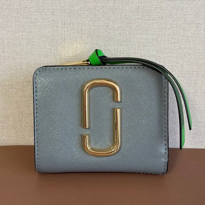[BUNJANG] Marc Jacobs Snapshot Bifold Wallet - Grey / 마크제이콥스 스냅샷 반지갑 그레이 (정품)