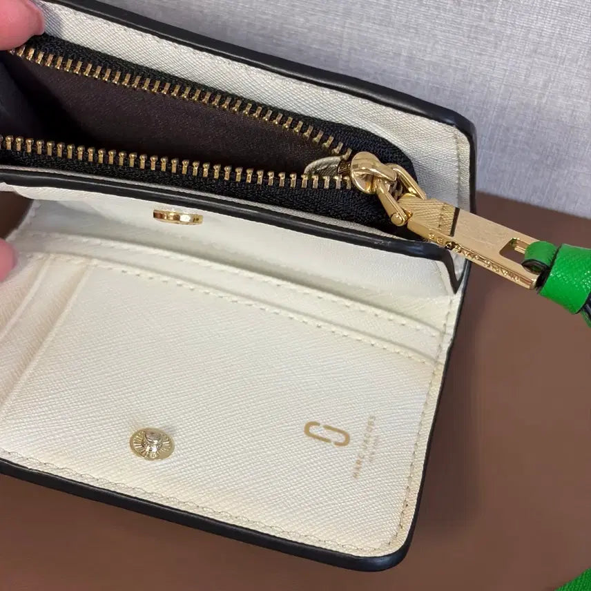 [BUNJANG] Marc Jacobs Snapshot Bifold Wallet - Grey / 마크제이콥스 스냅샷 반지갑 그레이 (정품)