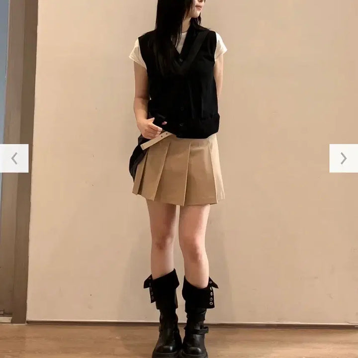 [BUNJANG] Uniqlo Pleated Skorts Skirt - Black - Size S / 유니클로 플리츠 스코츠 스커트 블랙 s