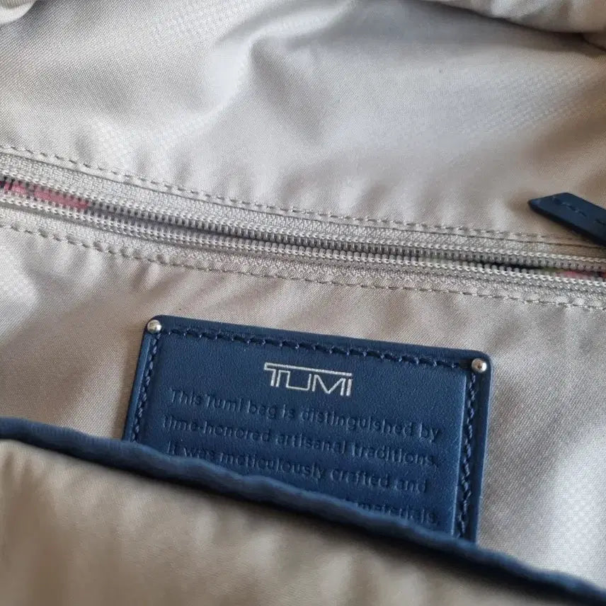 [BUNJANG] TUMI Blue Sling Bag / TUMI 투미 블루 슬링백