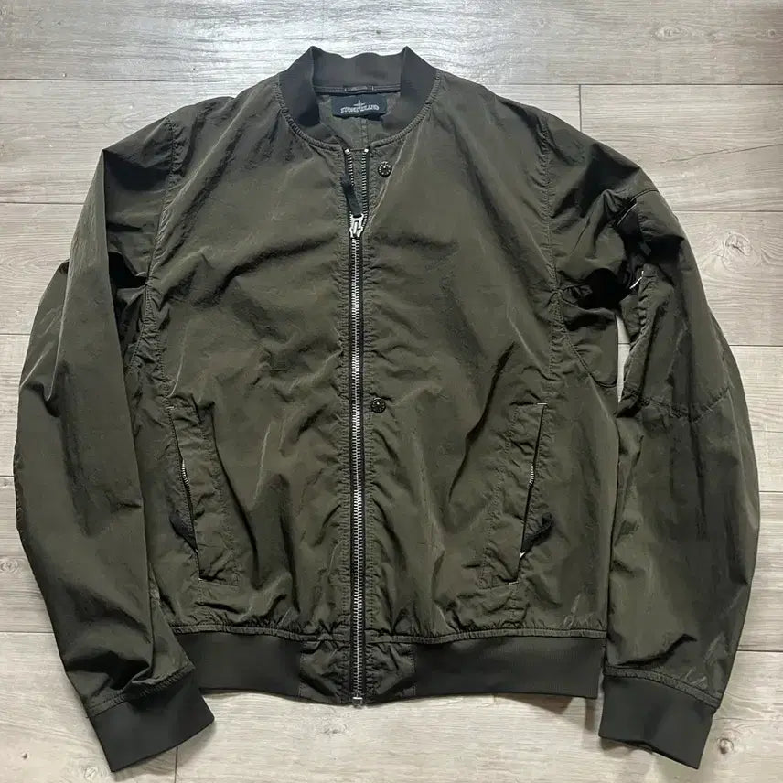 [BUNJANG] Stone Island Shadow Hollowcore Metal Ma-1 Bomber Jacket / 스톤아일랜드 쉐도우 할로우코어메탈 Ma-1 봄버 자켓 교환 원합니다.