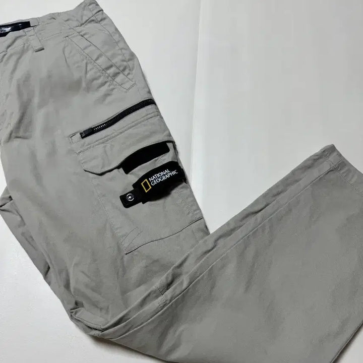 [SOLD OUT] (상태SS,판매11) 내셔널지오그래픽 카고 타누 스판일자바지34