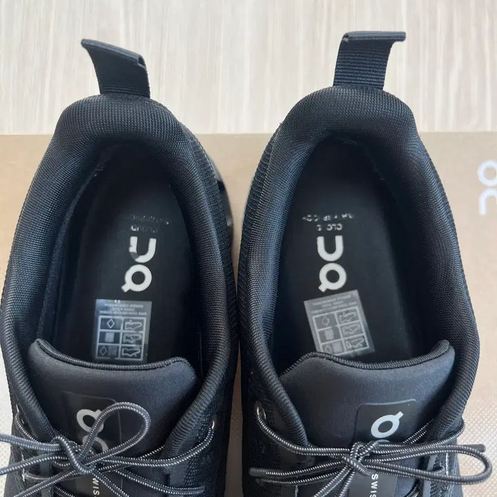 [SOLD OUT] 275 온 러닝 클라우드 6 WP 블랙