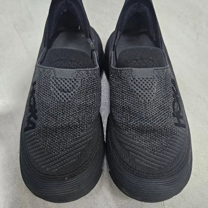 [BUNJANG] Hoka One One Black Slip-on Shoes / 호카 오네오네 검정 슬립온