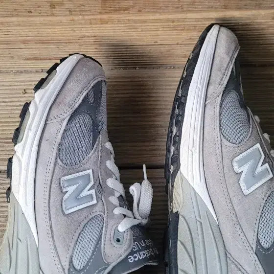 [BUNJANG] New Balance 993 Sneakers (285) / 뉴발란스 993 운동화(285)