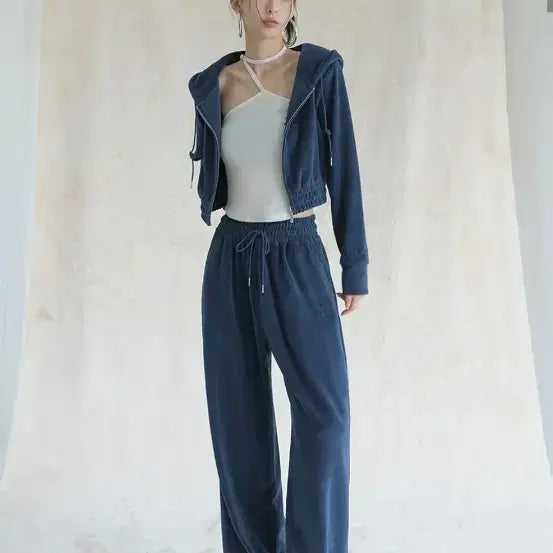 [SOLD OUT] 어반드레스 벨로아 후드집업 트레이닝 세트