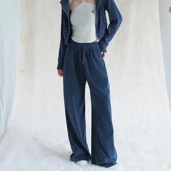 [SOLD OUT] 어반드레스 벨로아 후드집업 트레이닝 세트