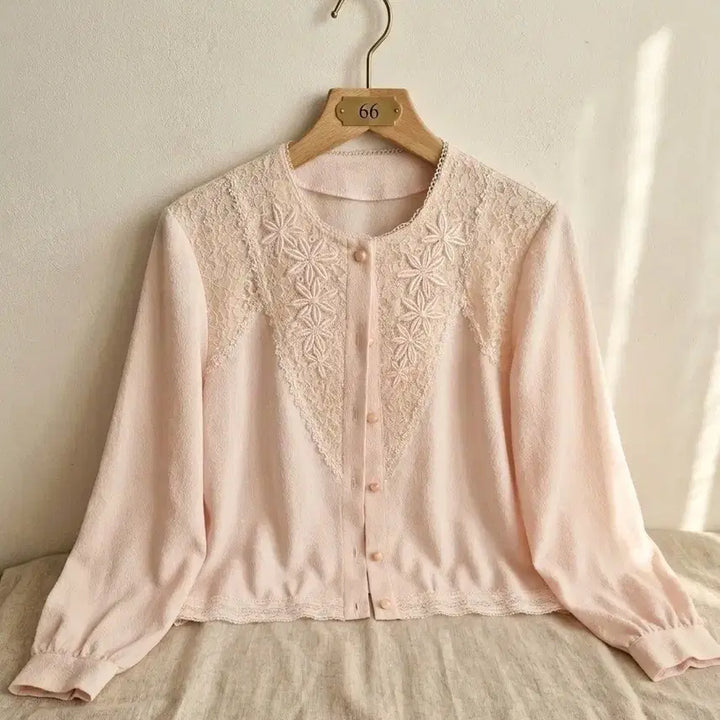[BUNJANG] Pink Lace Detail Blouse / (Made in Japan) 레이스 디테일 핑크 블라우스 (9BR/55~