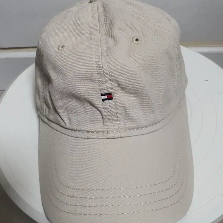 [BUNJANG] Tommy Hilfiger Mini Flag Ball Cap Beige / 타미힐피거 (Tommy Hilfiger) 미니 플래그 볼캡 베이지색 Fr