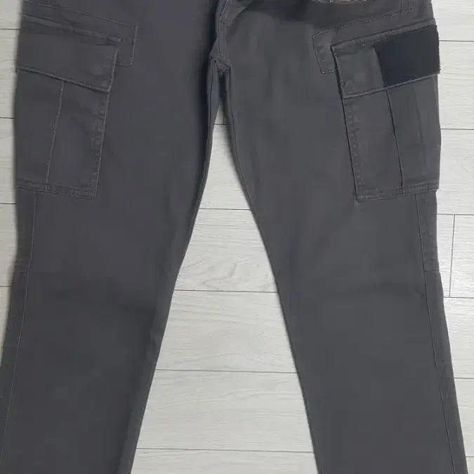 [BUNJANG] C.P Company Four-Way Stretch Cargo Pants (30-31 inch) / C.P 컴퍼니(사방스판) 카고바지 30~31인치(No.201)드라이완료!