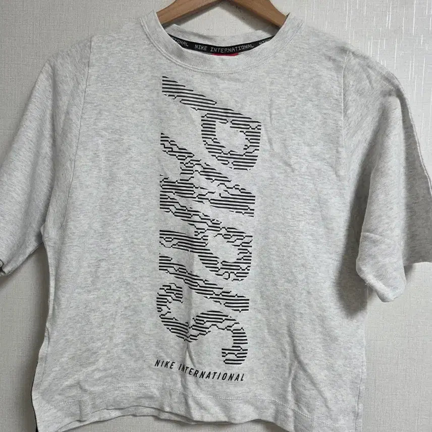[BUNJANG] Nike Paris T-shirt / 나이키 파리 반팔티 55
